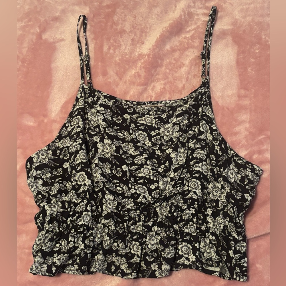 SO Black and White Floral Camisole